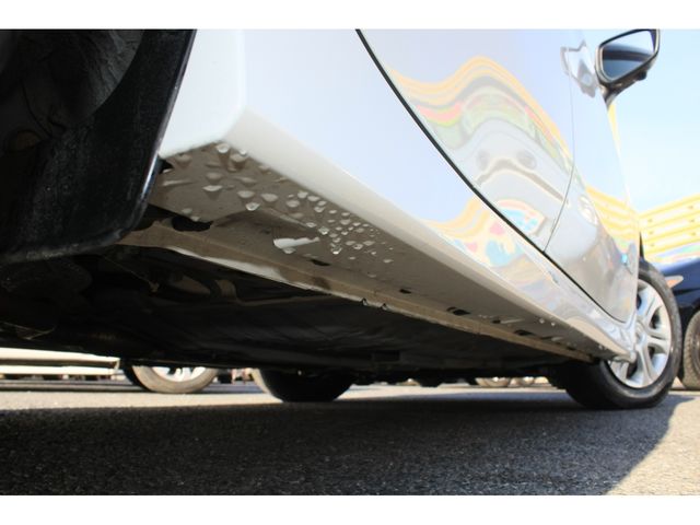 NISSAN NOTE 2017 Image 31