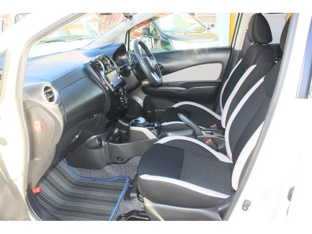 NISSAN NOTE 2017 Image 31