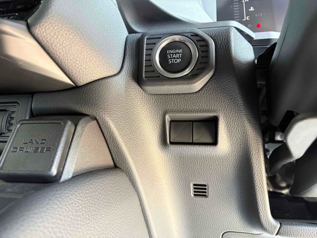 TOYOTA LANDCRUISER 250 2024 Image 31