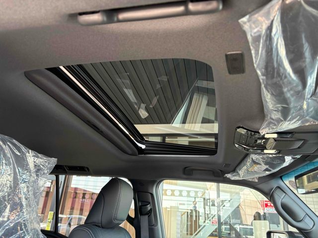 TOYOTA LANDCRUISER 250 2024 Image 31