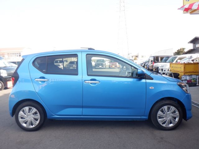 DAIHATSU MIRA E:S 2022 Image 31