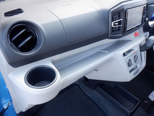 DAIHATSU MIRA E:S 2022 Image 31