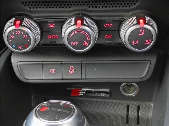 AUDI A1 2014 Image 31