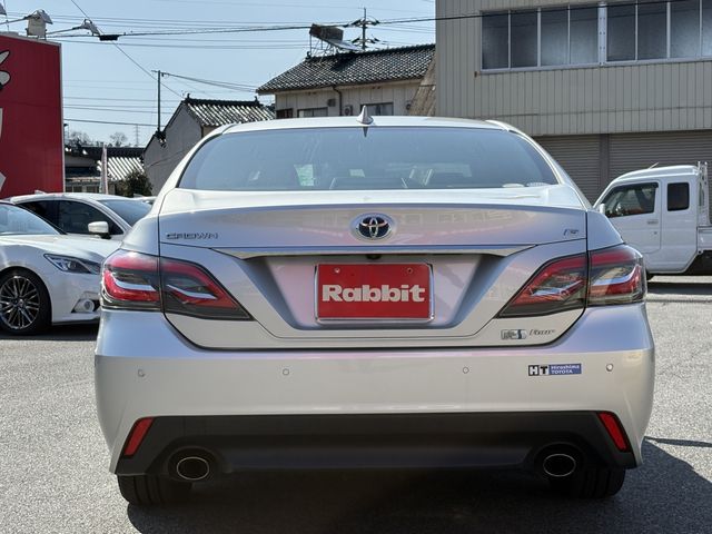 TOYOTA CROWN SEDAN HYBRID 4 2018 Image 31