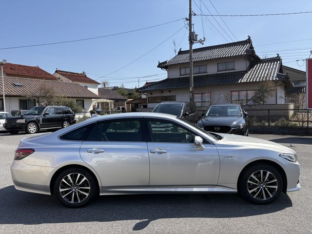 TOYOTA CROWN SEDAN HYBRID 4 2018 Image 31