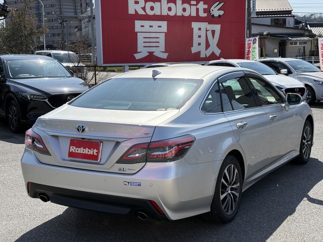 TOYOTA CROWN SEDAN HYBRID 4 2018 Image 31