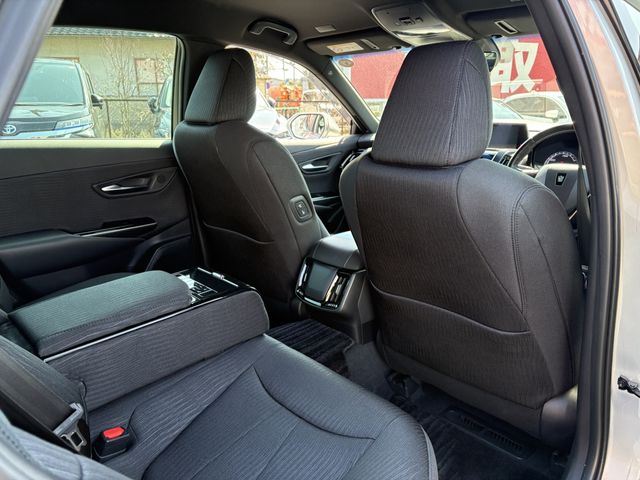 TOYOTA CROWN SEDAN HYBRID 4 2018 Image 31