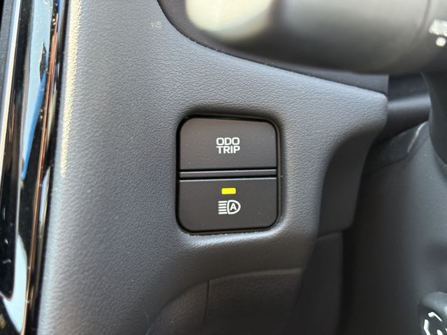 TOYOTA CROWN SEDAN HYBRID 4 2018 Image 31