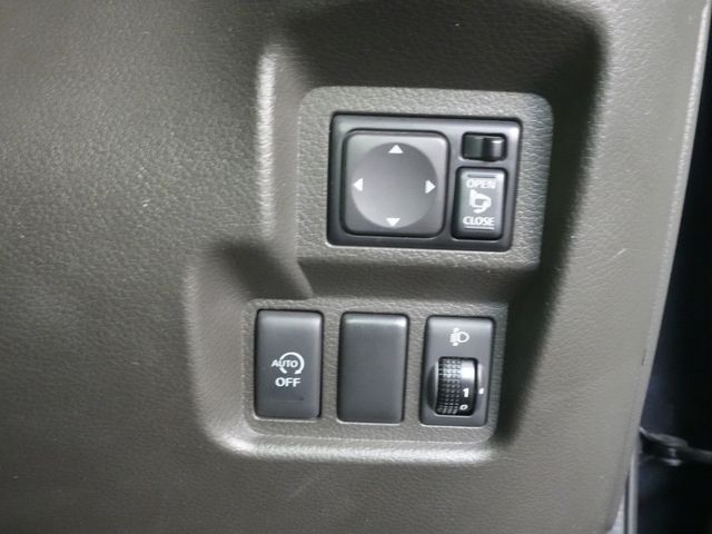 NISSAN CUBE 2014 Image 31