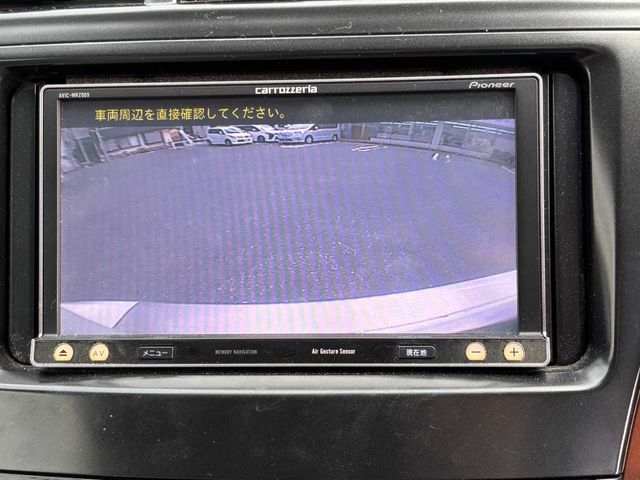 TOYOTA PRIUS ALPHA 2012 Image 31