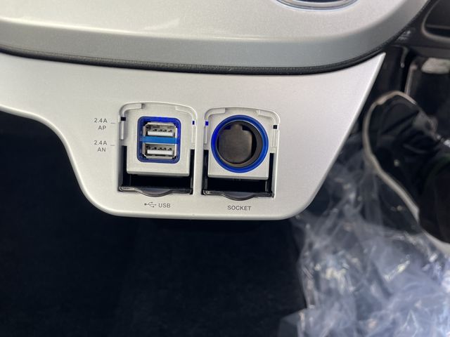 DAIHATSU CAST STYLE 4WD 2017 Image 31