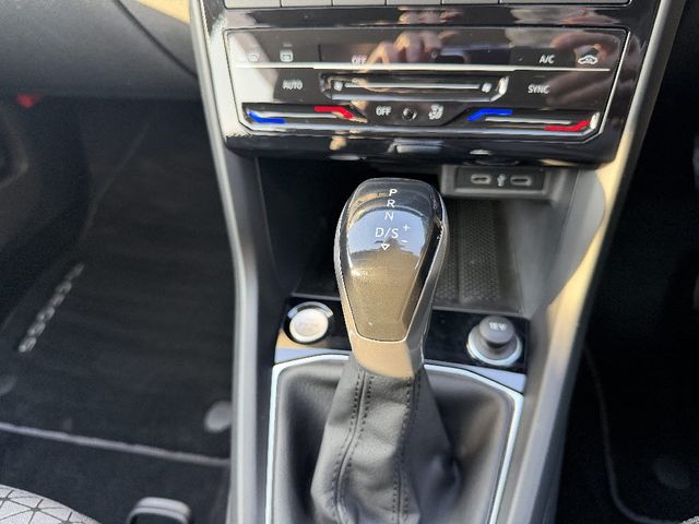 VOLKSWAGEN T-CROSS 2022 Image 31