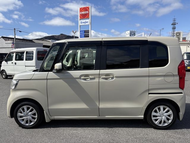 HONDA N BOX 2018 Image 31