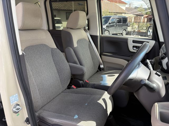 HONDA N BOX 2018 Image 31