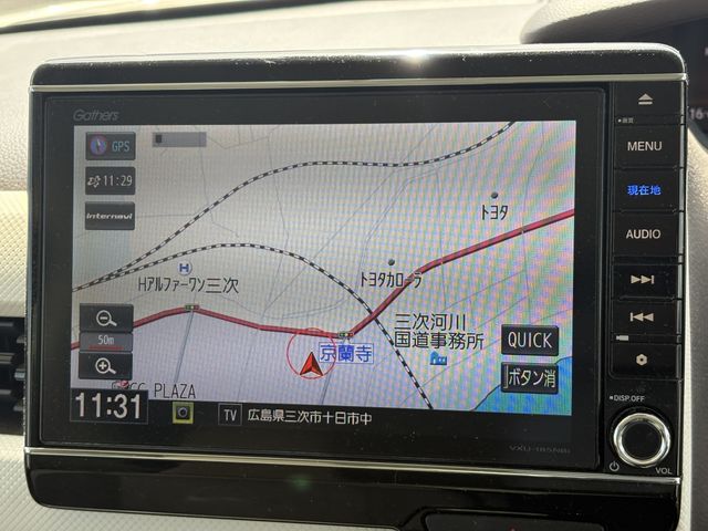 HONDA N BOX 2018 Image 31