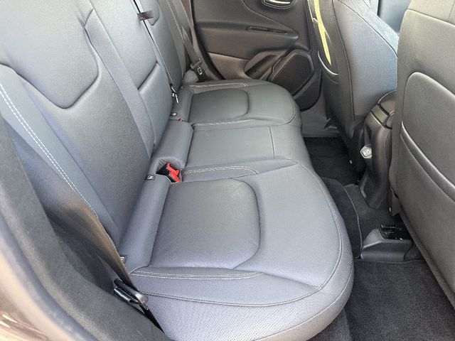 JEEP RENEGADE 2019 Image 31