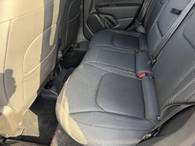 JEEP RENEGADE 2019 Image 31