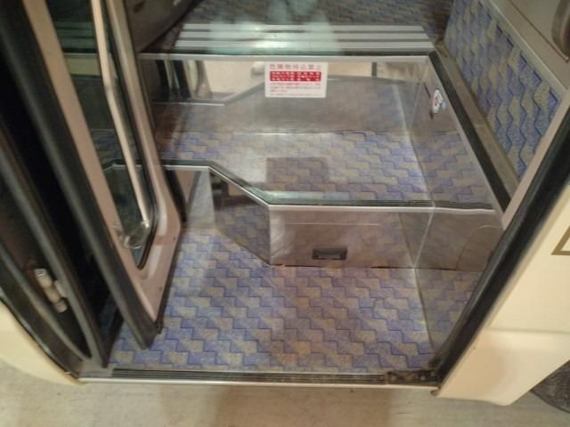 HINO MELPHA 2009 Image 31