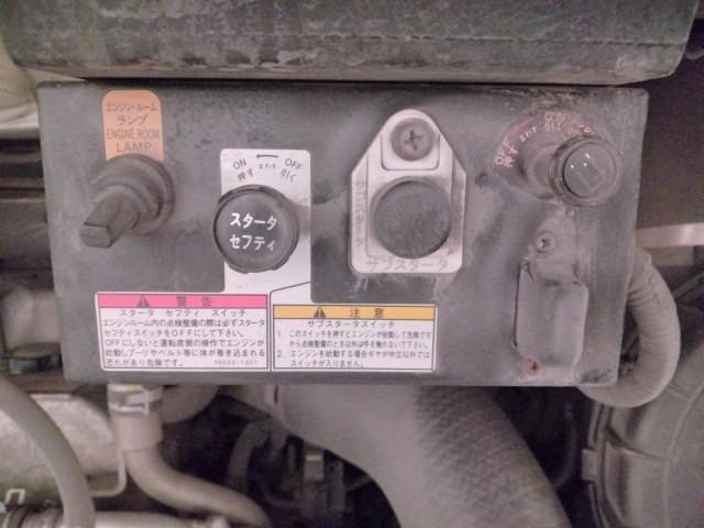 HINO MELPHA 2009 Image 31