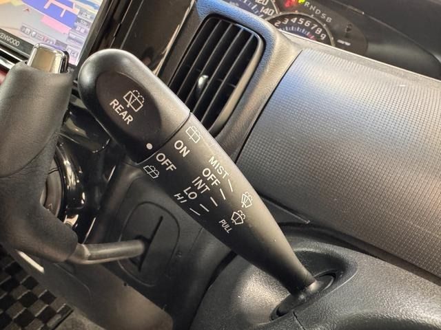 DAIHATSU TANTO 2013 Image 31