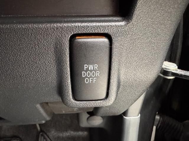 DAIHATSU TANTO 2013 Image 31