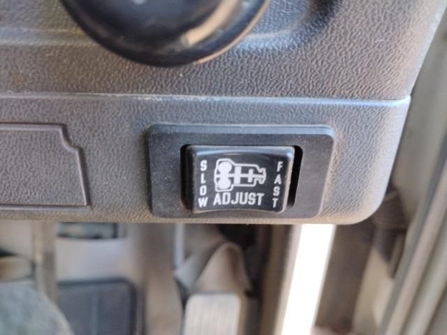 ISUZU ELF 2005 Image 31