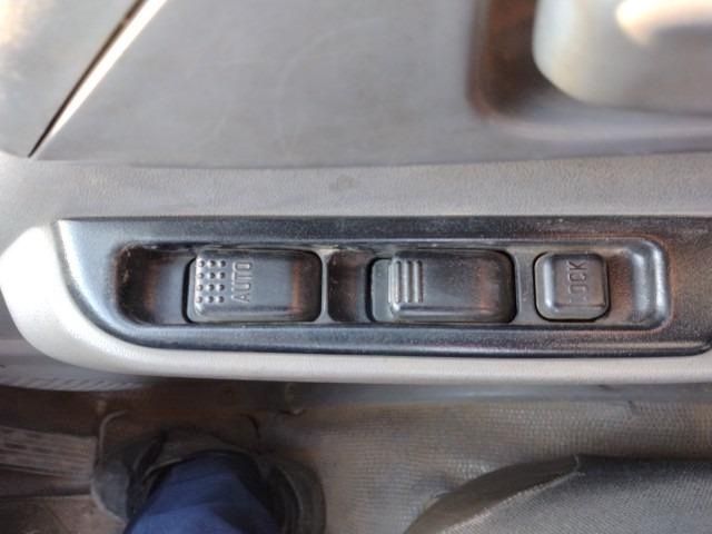 ISUZU ELF 2005 Image 31