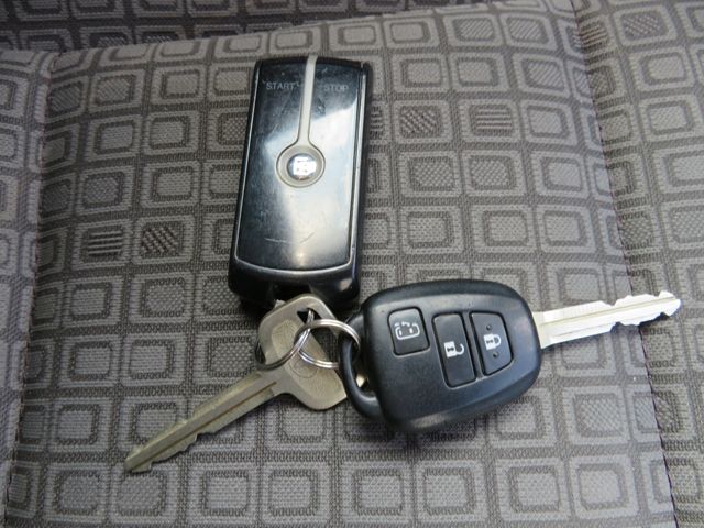 TOYOTA PORTE 4WD 2012 Image 31