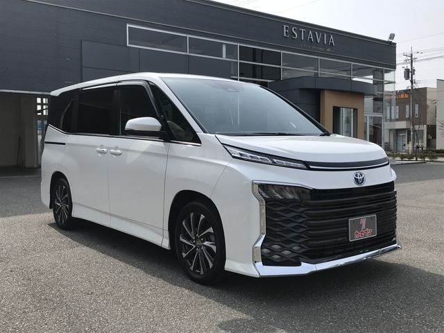 TOYOTA VOXY HYBRID 2024 Image 31