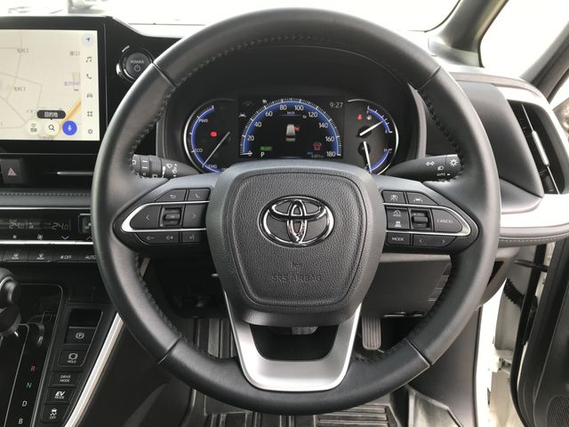 TOYOTA VOXY HYBRID 2024 Image 31