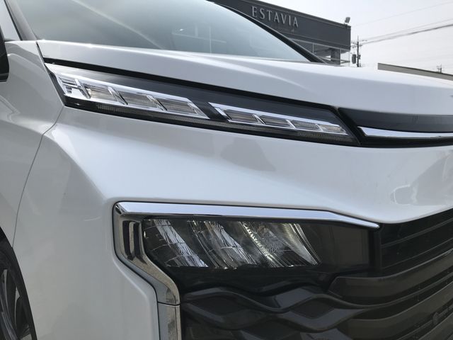 TOYOTA VOXY HYBRID 2024 Image 31