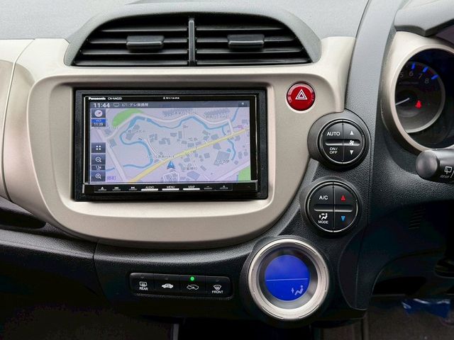 HONDA FIT HYBRID 2012 Image 31