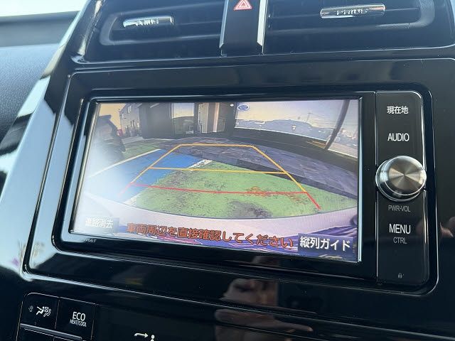 TOYOTA PRIUS 2017 Image 31