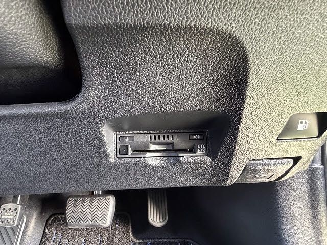 TOYOTA PRIUS 2017 Image 31