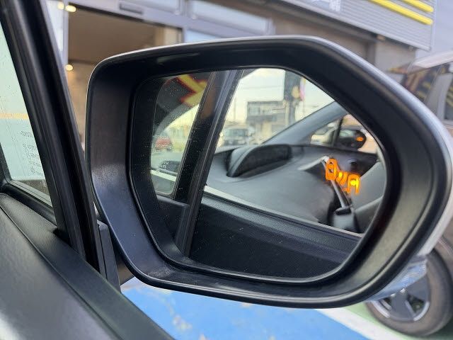 TOYOTA PRIUS 2017 Image 31