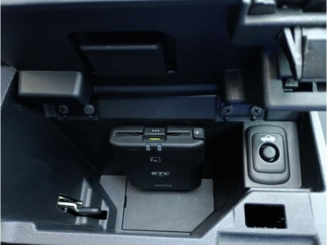 DAIHATSU COPEN 2020 Image 31