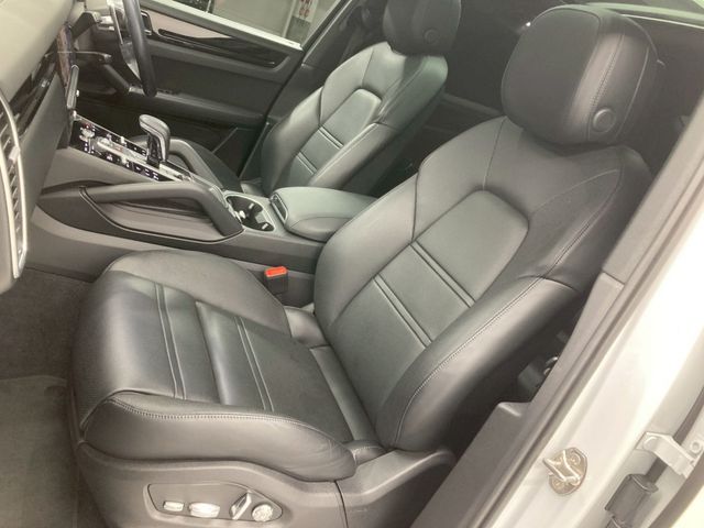 PORSCHE CAYENNE COUP 2021 Image 31