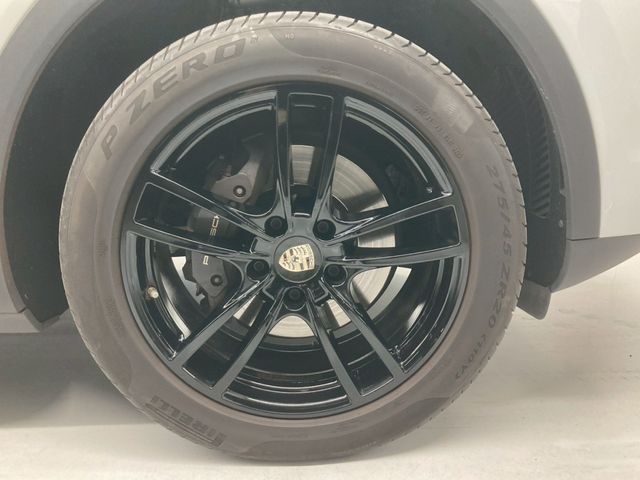 PORSCHE CAYENNE COUP 2021 Image 31