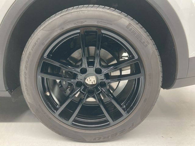 PORSCHE CAYENNE COUP 2021 Image 31