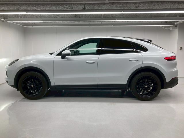 PORSCHE CAYENNE COUP 2021 Image 31