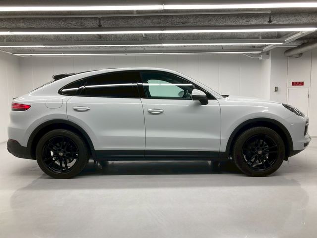 PORSCHE CAYENNE COUP 2021 Image 31