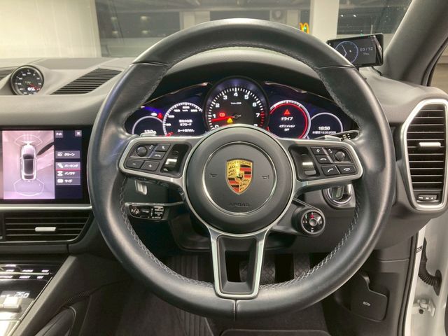 PORSCHE CAYENNE COUP 2021 Image 31