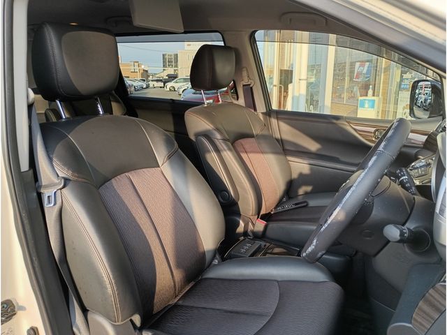 NISSAN ELGRAND  4WD 2019 Image 31