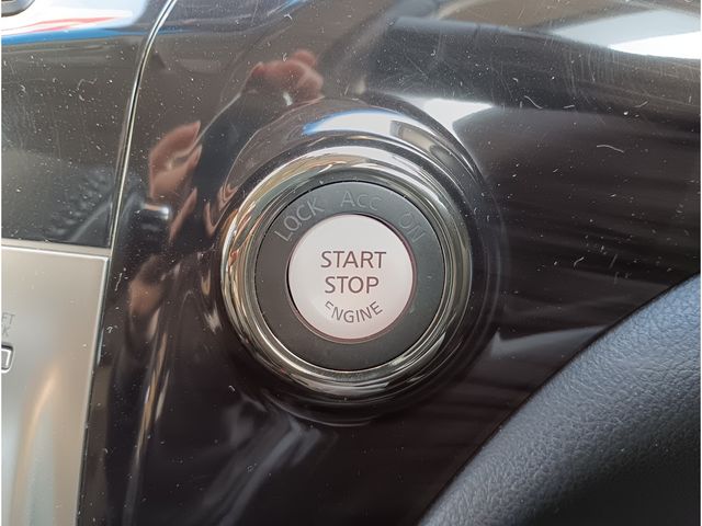 NISSAN ELGRAND  4WD 2019 Image 31