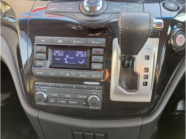 NISSAN ELGRAND  4WD 2019 Image 31