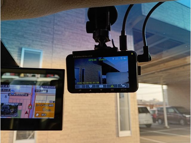 NISSAN ELGRAND  4WD 2019 Image 31