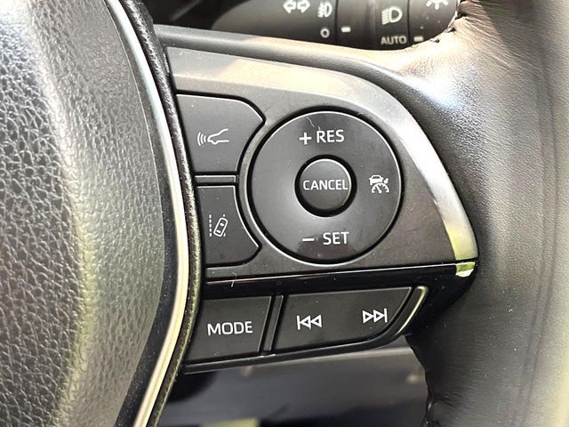 TOYOTA HARRIER 2WD 2021 Image 31