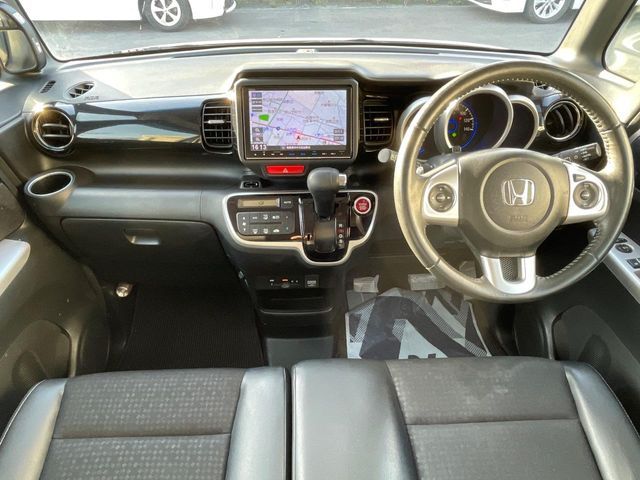 HONDA N BOX CUSTOM 2016 Image 31