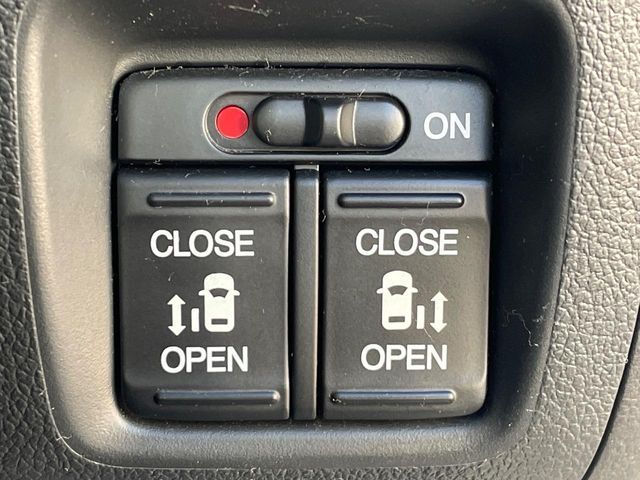 HONDA N BOX CUSTOM 2016 Image 31