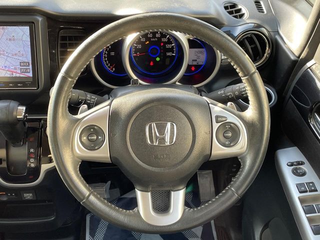 HONDA N BOX CUSTOM 2016 Image 31